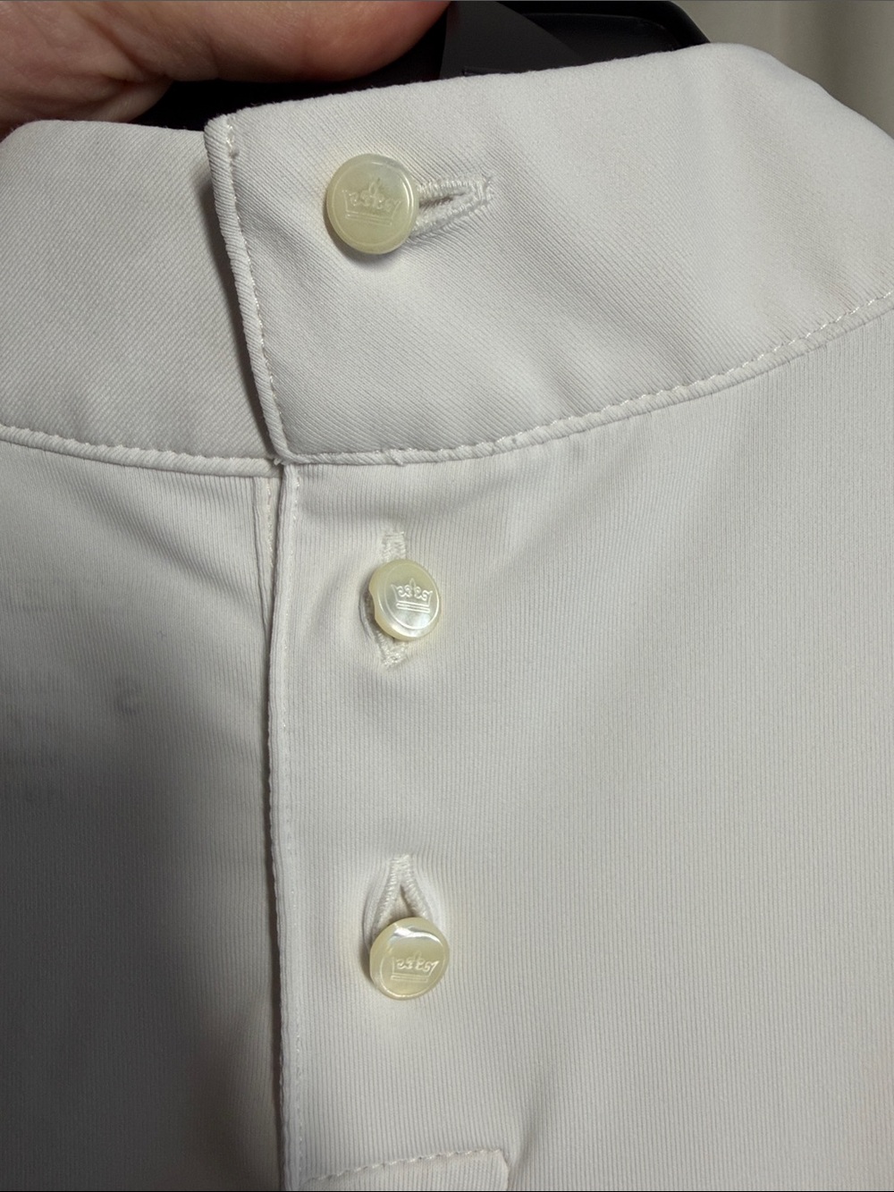 Peter Millar Women’s Mock Neck Sleeveless Button Back White Golf Top UPF 50+ S - Picture 3 of 4
